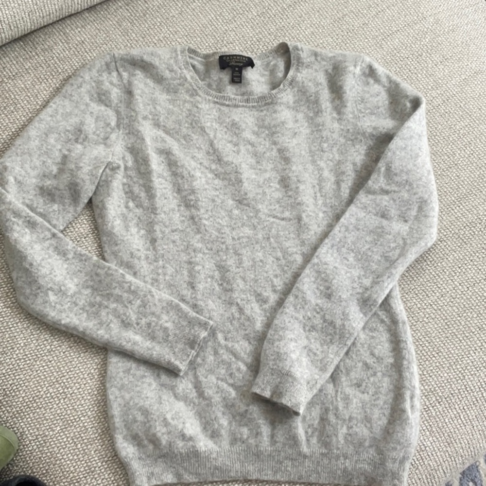 Charter Club Light Gray Crewneck Sweater